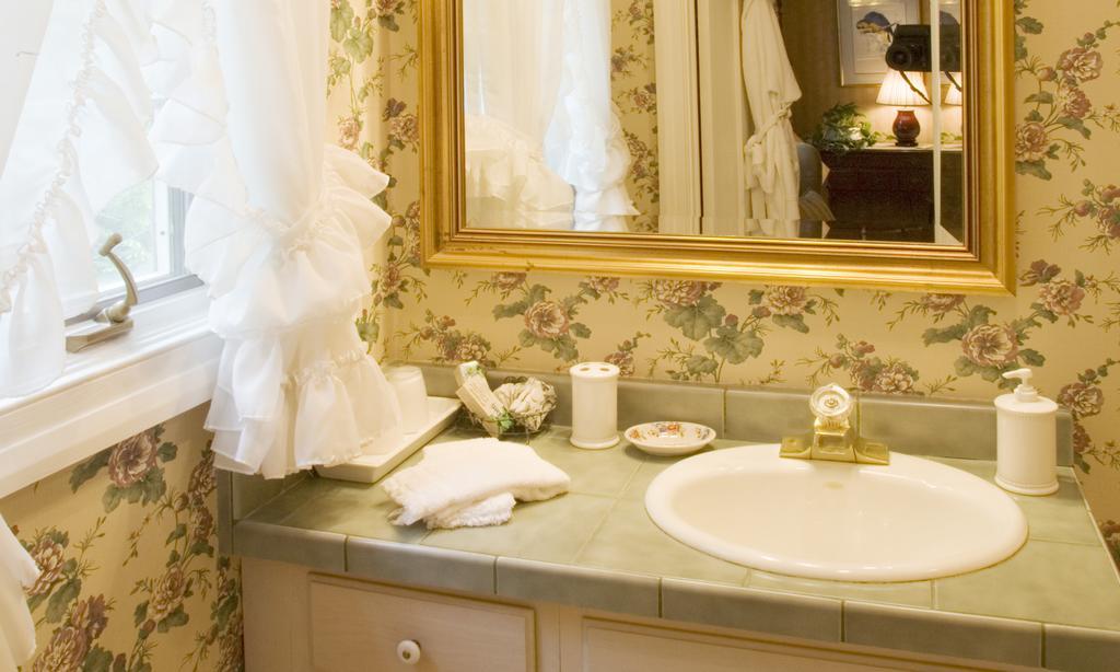 Stockbridge Country Inn (Adults Only) Экстерьер фото